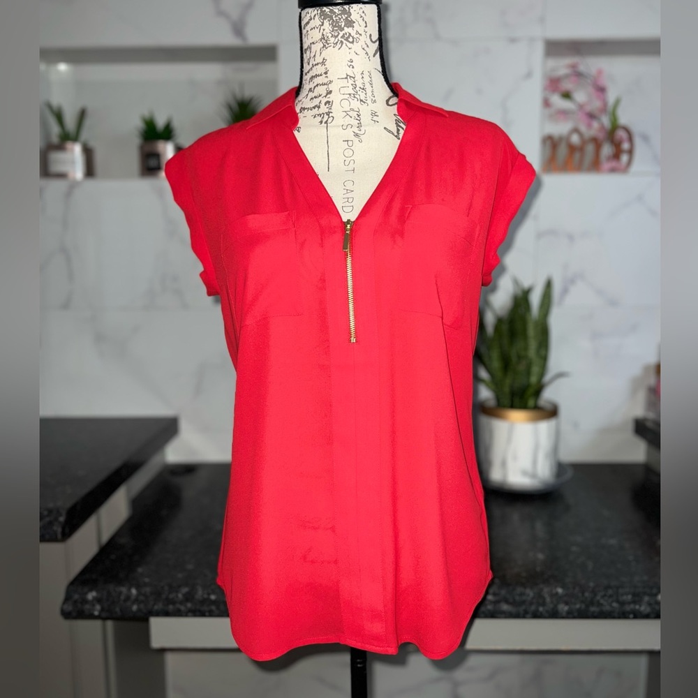 NWT - Express - Red, collared, pull over, short sleeve, front half zipper blouse